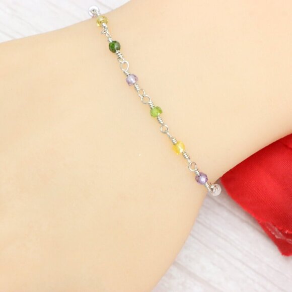 "Trendy Handmade Bracelet – A Thoughtful Gift for Girls & Women | UNVRC1470 - Picture 8 of 10